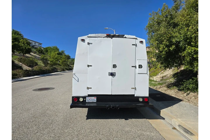 $26520 : 2017 Chevrolet Express Cutaway image 7
