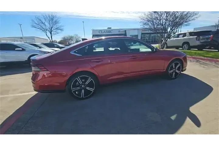 $26987 : Honda Accord Hybrid 2024 Spo image 9