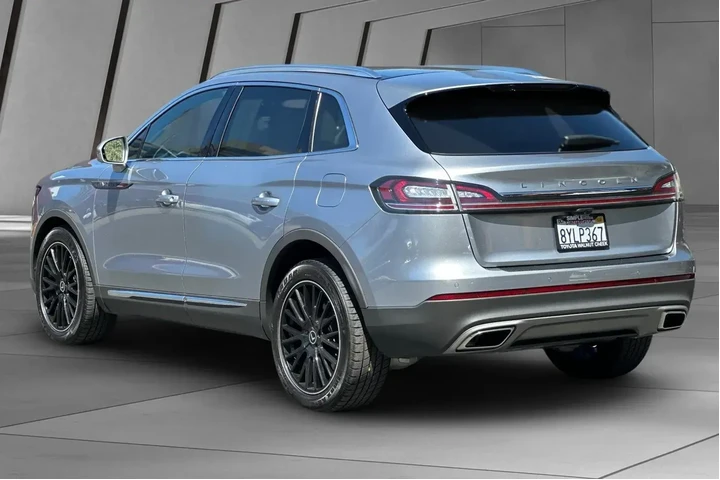 $25500 : Lincoln Nautilus 2021 AWD Re image 10