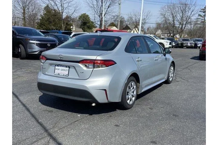 $16134 : Toyota Corolla 2023 LE 4dr S image 4