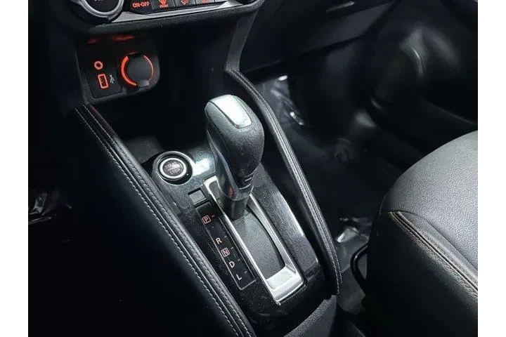 $13544 : Nissan Kicks 2020 SR 4dr Cro image 9