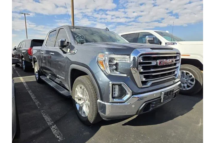 $32183 : GMC Sierra 1500 2020 4x4 SLT image 1
