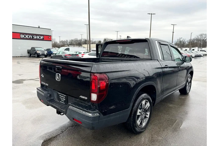 $14980 : 2017 Ridgeline 4WD Crew Cab R image 2