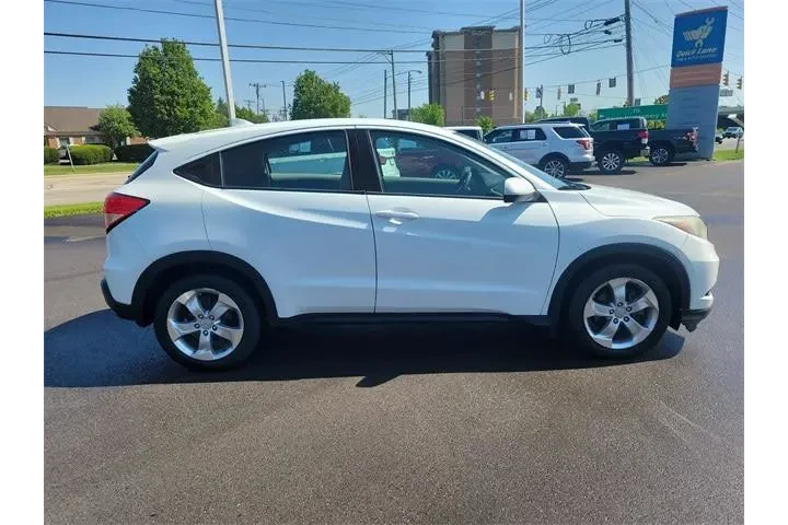 $15903 : Honda HR-V 2016 AWD LX 4dr C image 6