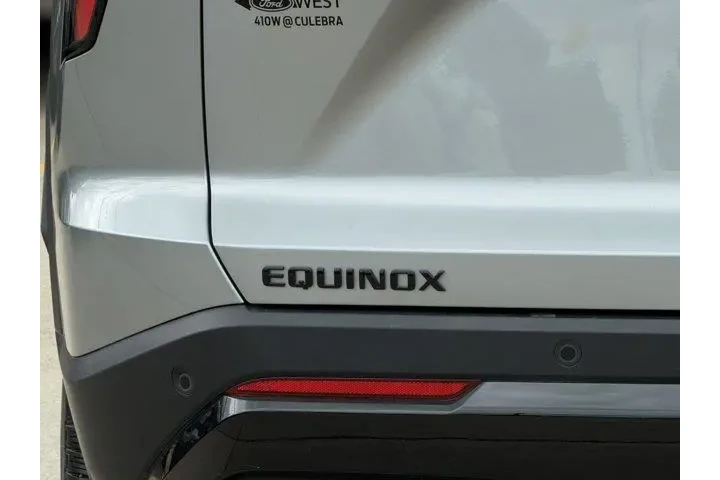 $31988 : Chevrolet Equinox 2026 RS 4d image 9