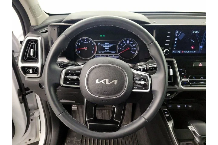 $29998 : Kia Sorento 2023 S 4dr SUV image 10