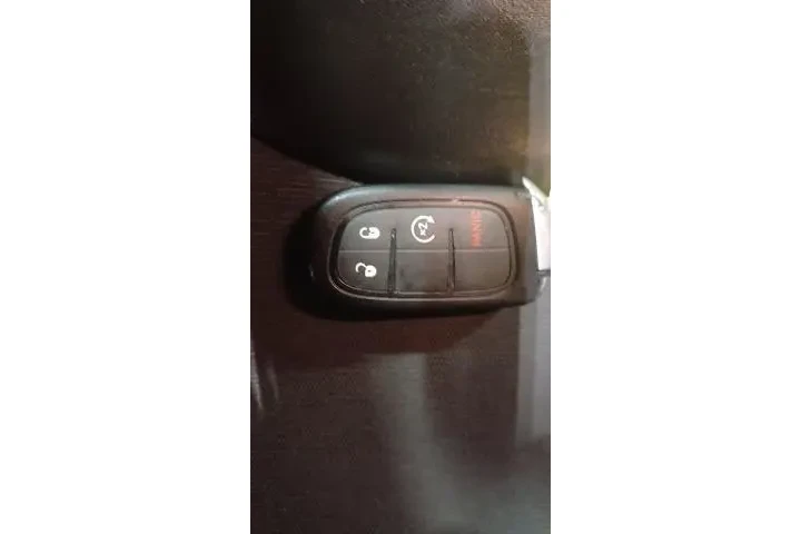 $19370 : Jeep Cherokee 2021 4x4 Altit image 9