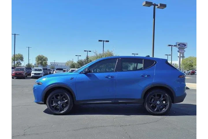 $24222 : Dodge Hornet 2024 AWD GT 4dr image 3