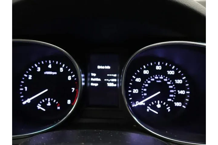 $9999 : Hyundai SANTA FE Sport 2017 image 4