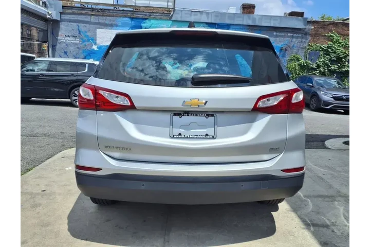 $12699 : Chevrolet Equinox 2020 4x4 L image 9