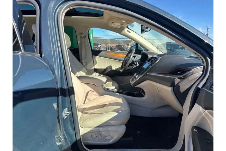 $14300 : Lincoln MKC 2019 Select 4dr image 7