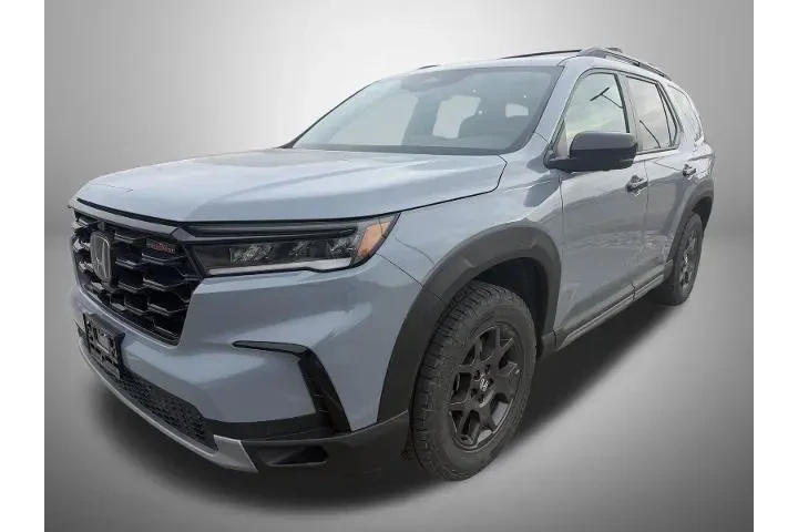 $39990 : Honda Pilot 2023 AWD TrailSp image 1