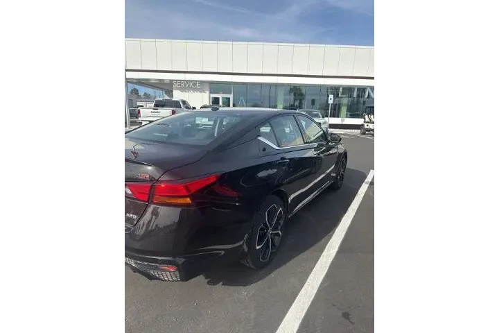 $22935 : Nissan Altima 2023 AWD 2.5 S image 7