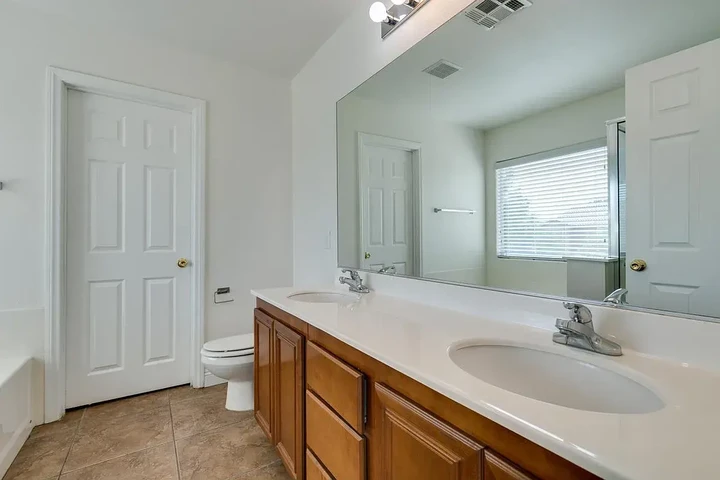 $1400 : North Las Vegas - Listo image 6