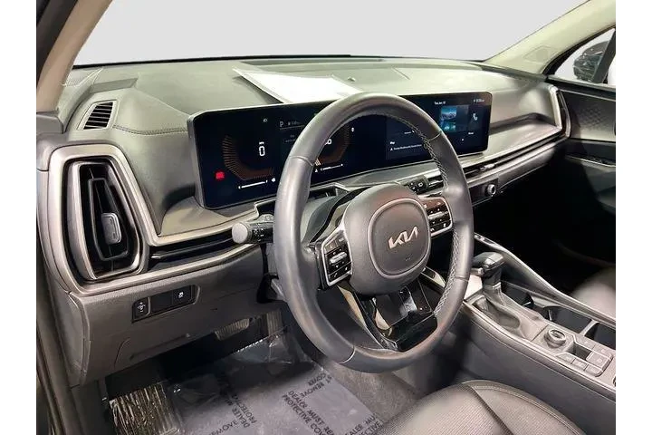 $28879 : Kia Sorento 2024 AWD S 4dr S image 9
