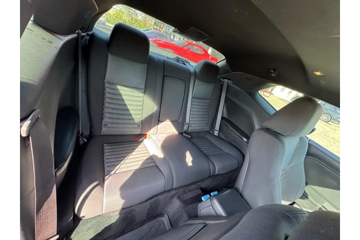 $13450 : 2013 Challenger 2dr Cpe SXT image 9