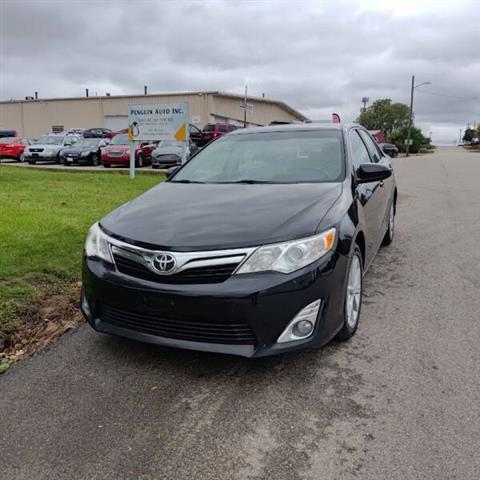 $7500 : 2012 Camry XLE image 1