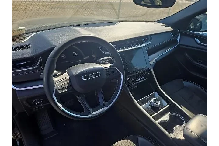 $29447 : Jeep Grand Cherokee L 2024 4 image 6