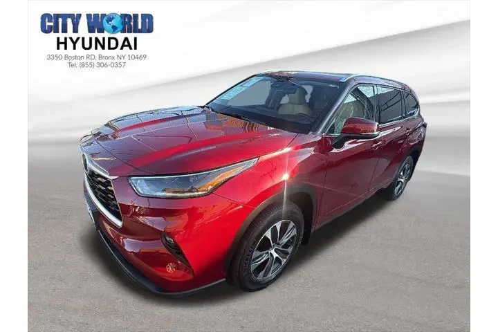 $29966 : Toyota Highlander 2021 AWD X image 1