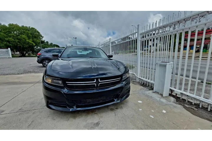 $13990 : 2015 Charger SE image 3