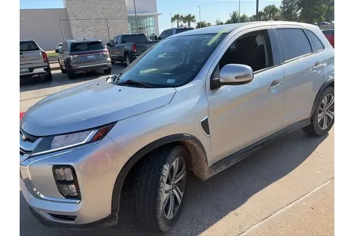 $10849 : Mitsubishi Outlander Sport 2 image 2