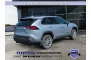 $35995 : Toyota RAV4 2024 AWD XLE Pre thumbnail