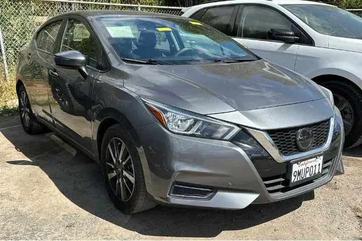 $12875 : Nissan Versa 2021 SV 4dr Sed image 2
