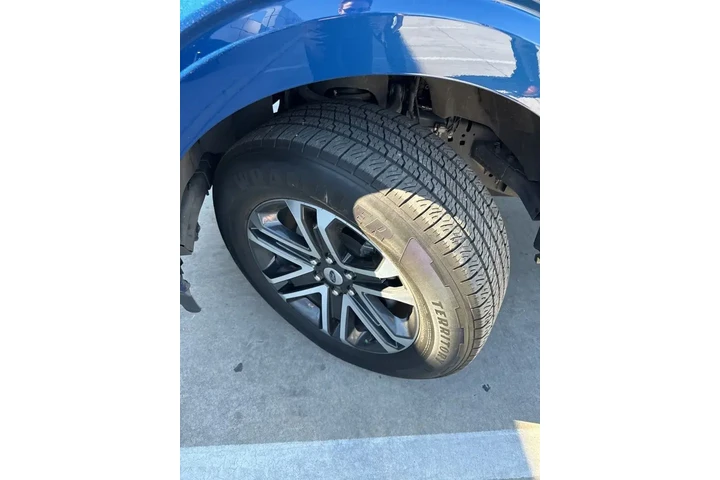 $31988 : Ford F-150 2023 4x2 XL 4dr S image 2