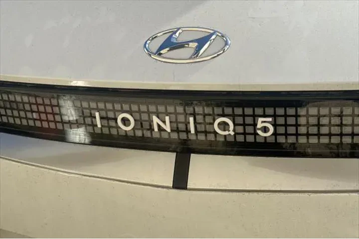$30990 : Hyundai IONIQ 5 2024 Limited image 7