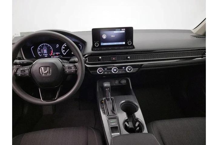 $25998 : Honda Civic 2023 LX 4dr Seda image 9