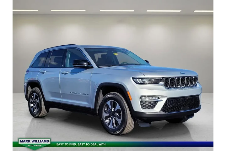 $27800 : Jeep Grand Cherokee 2023 4x4 image 1