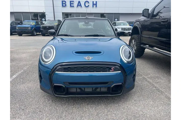 $28881 : MINI Convertible 2023 Cooper image 7