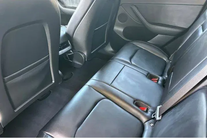 $30500 : Tesla Model Y 2023 AWD Long image 7