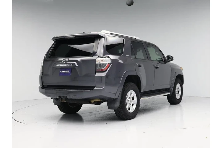 $31998 : Toyota 4Runner 2018 4x4 SR5 image 8