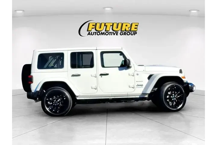 $32500 : Jeep Wrangler 2024 4x4 Sahar image 3