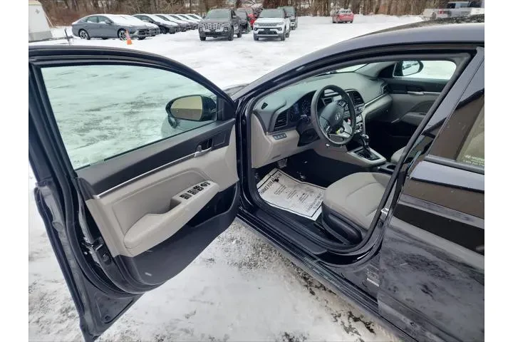 $14950 : Hyundai ELANTRA 2020 SEL 4dr image 10