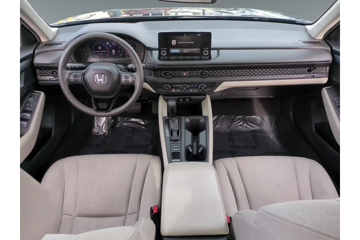 $27995 : Honda Accord 2024 LX 4dr Sed image 10