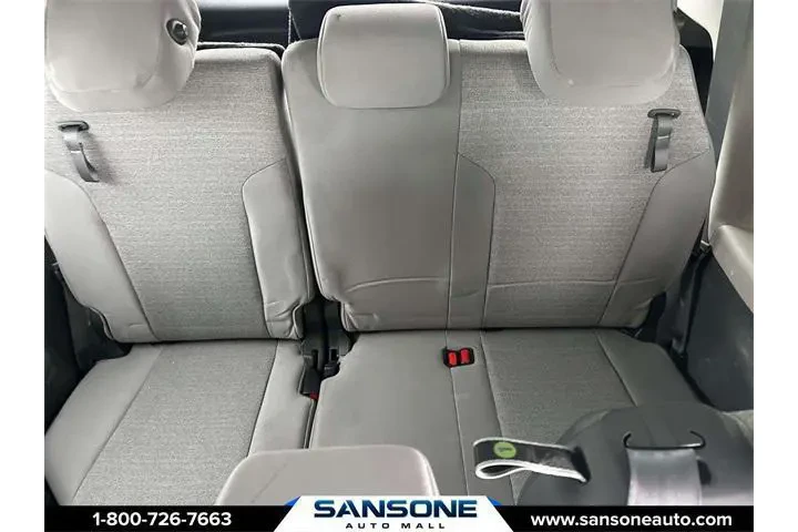 $30959 : Toyota Sienna 2021 AWD LE 8- image 10