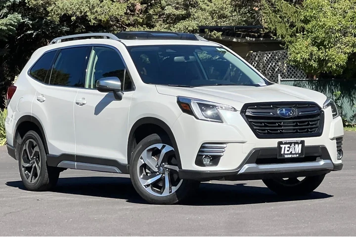 $31450 : Subaru Forester 2023 AWD Tou image 2