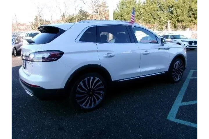 $28880 : Lincoln Nautilus 2019 AWD Bl image 5