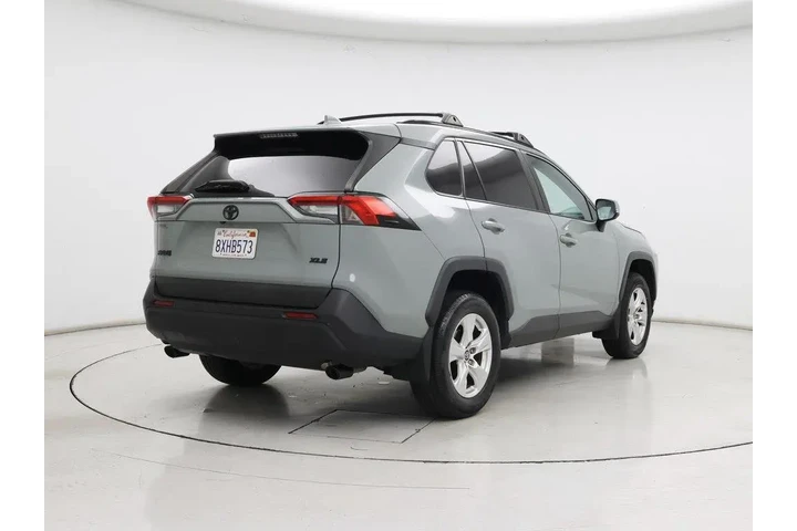 $30998 : Toyota RAV4 2021 XLE 4dr SUV image 8