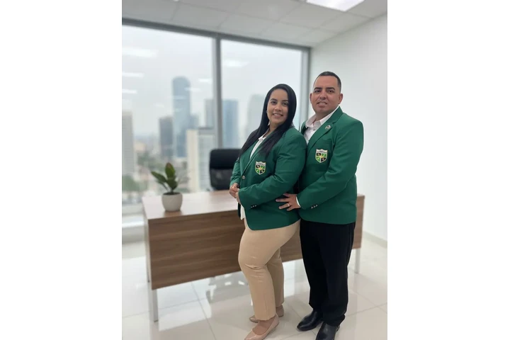 Trabaja desde casa image 1