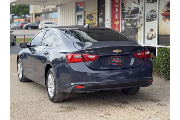 $21999 : 2025 Malibu LT image 7
