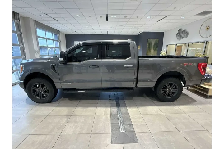 $37939 : Ford F-150 2022 4x4 XLT 4dr image 6