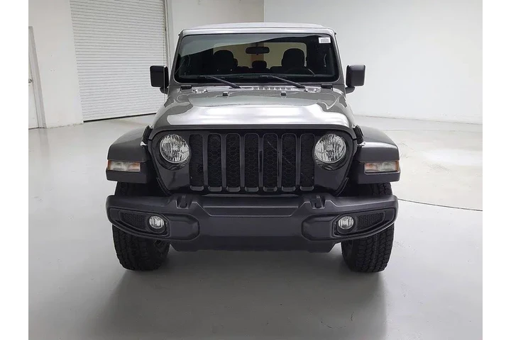 $28998 : Jeep Gladiator 2021 4x4 Spor image 2