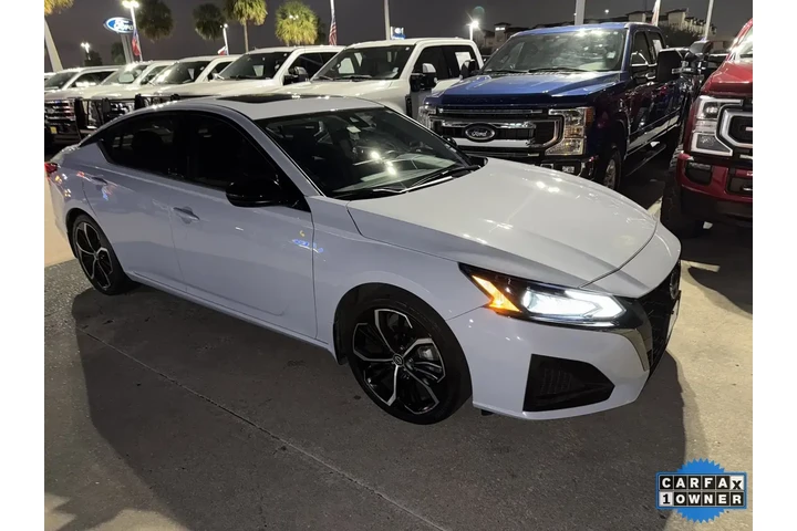 $22645 : Nissan Altima 2024 2.5 SR 4d image 4