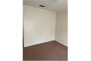 $825 : Rental property with 2 bedro thumbnail