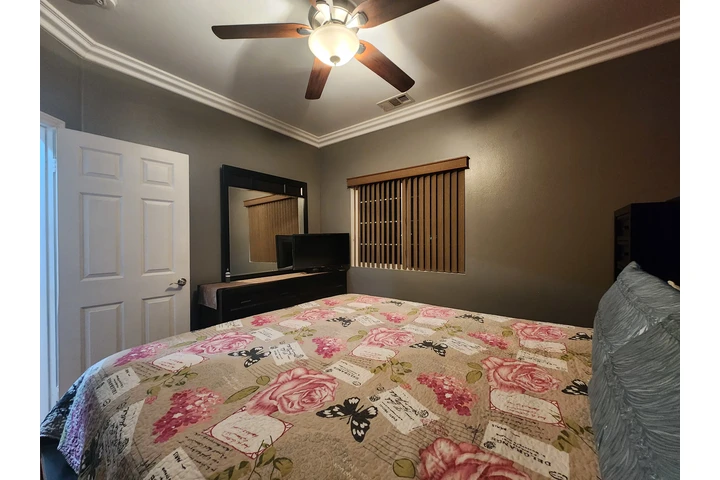 $900 : Rento una recamara image 2