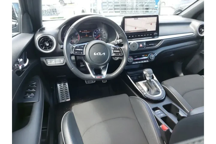 $17198 : Kia Forte 2024 GT-Line 4dr S image 8