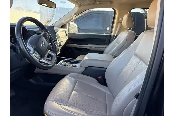 $38245 : Ford Expedition MAX 2024 4x4 image 6